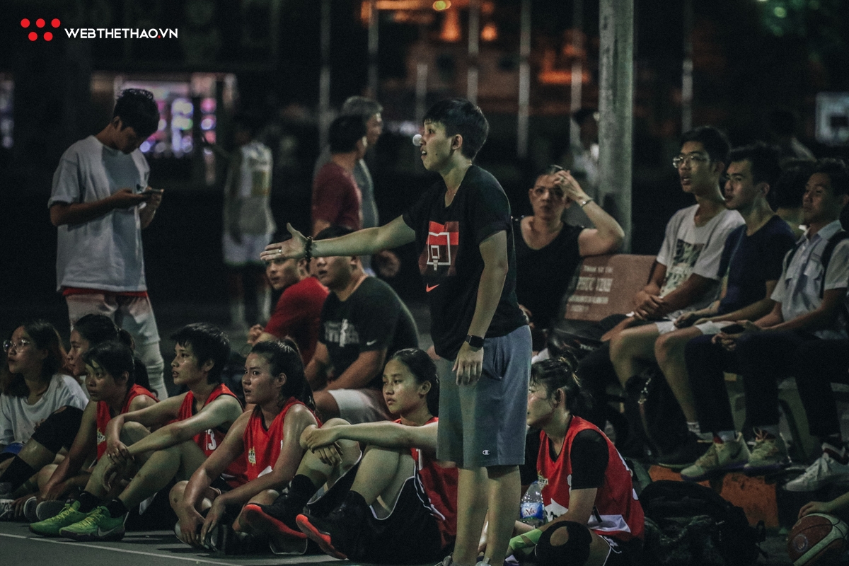 Chung kết nữ Hạng A TP HCM 2019: Vũ Thy Phượng gánh cả Quận 10 B làm nên điều kỳ diệu Chung kết nữ Hạng A TP HCM 2019: Vũ Thy Phượng gánh cả Quận 10 B làm nên điều kỳ diệu